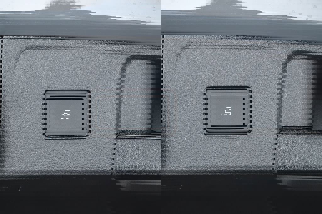 New 2026 Volkswagen Atlas SEL Premium R-Line image 30