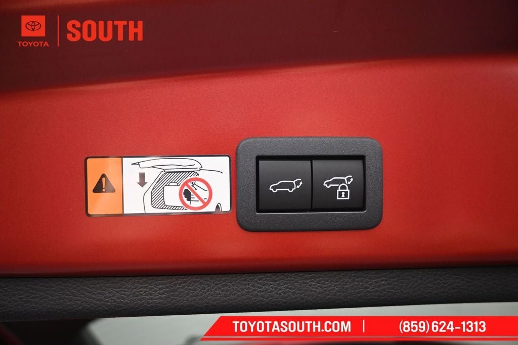 New 2026 Toyota Corolla Cross XLE w/ Convenience Package AWD/4WD image 31