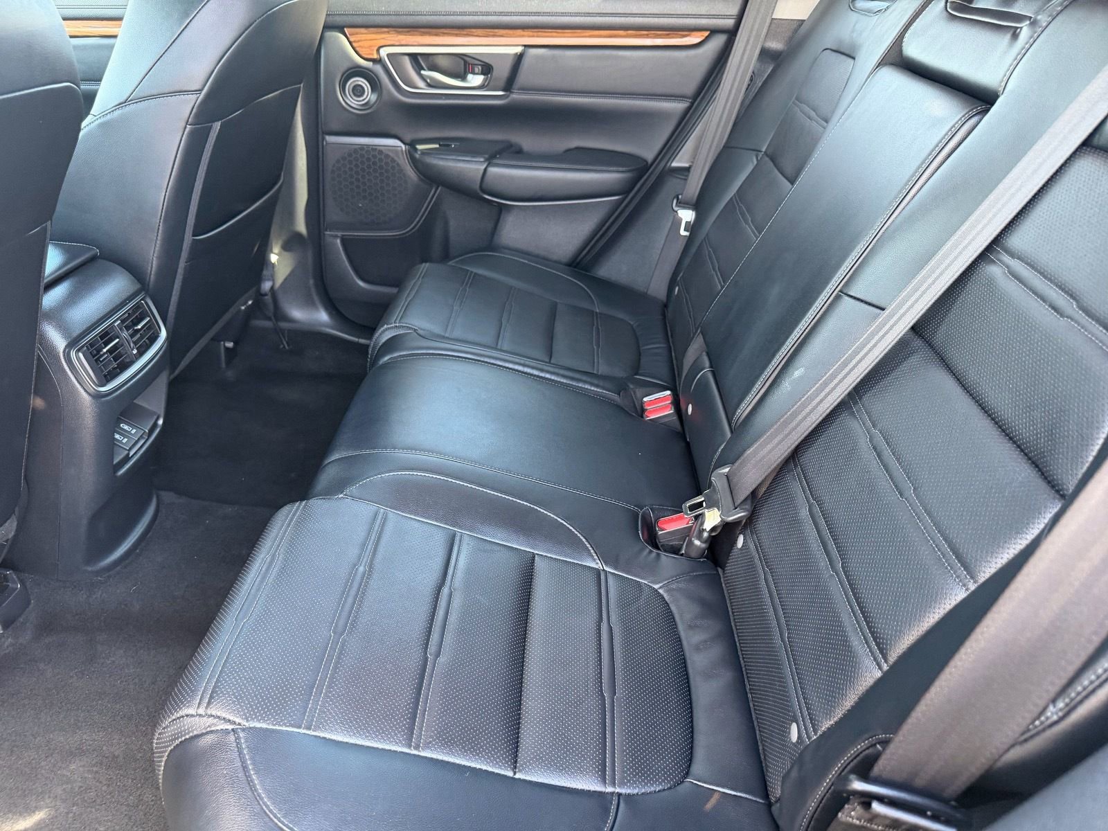 Used 2022 Honda CR-V Touring image 14