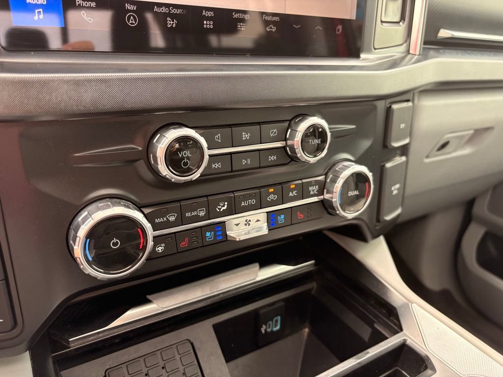 Used 2023 Ford F350 Limited AWD/4WD image 18
