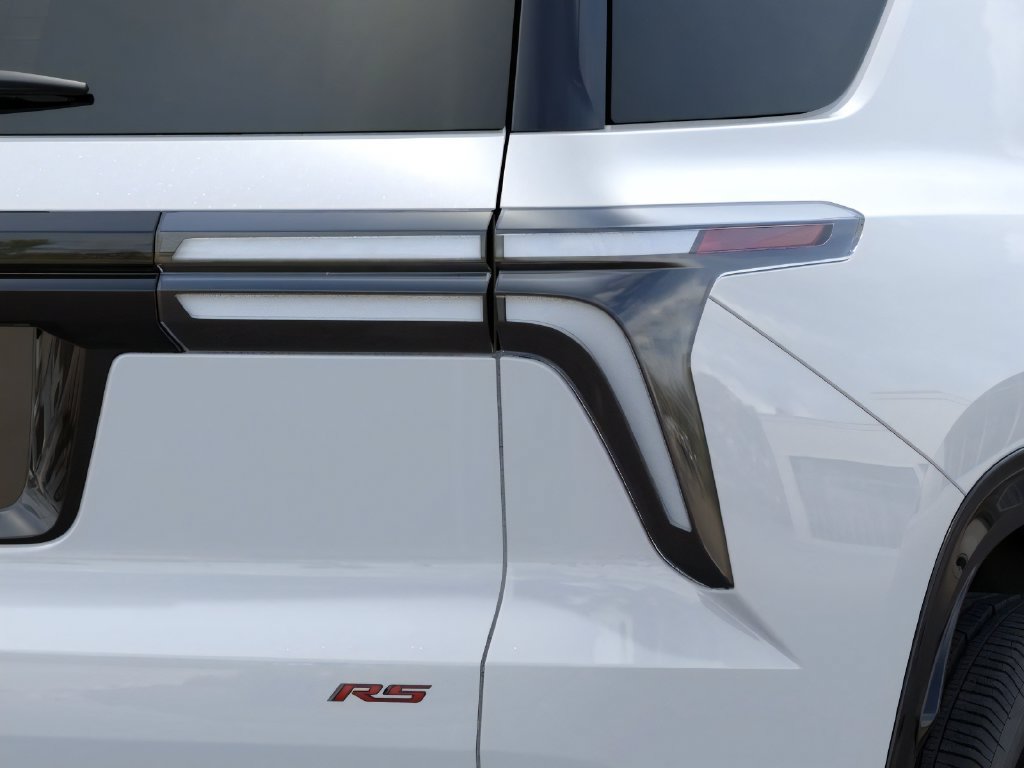 New 2027 Chevrolet Traverse RS FWD image 11