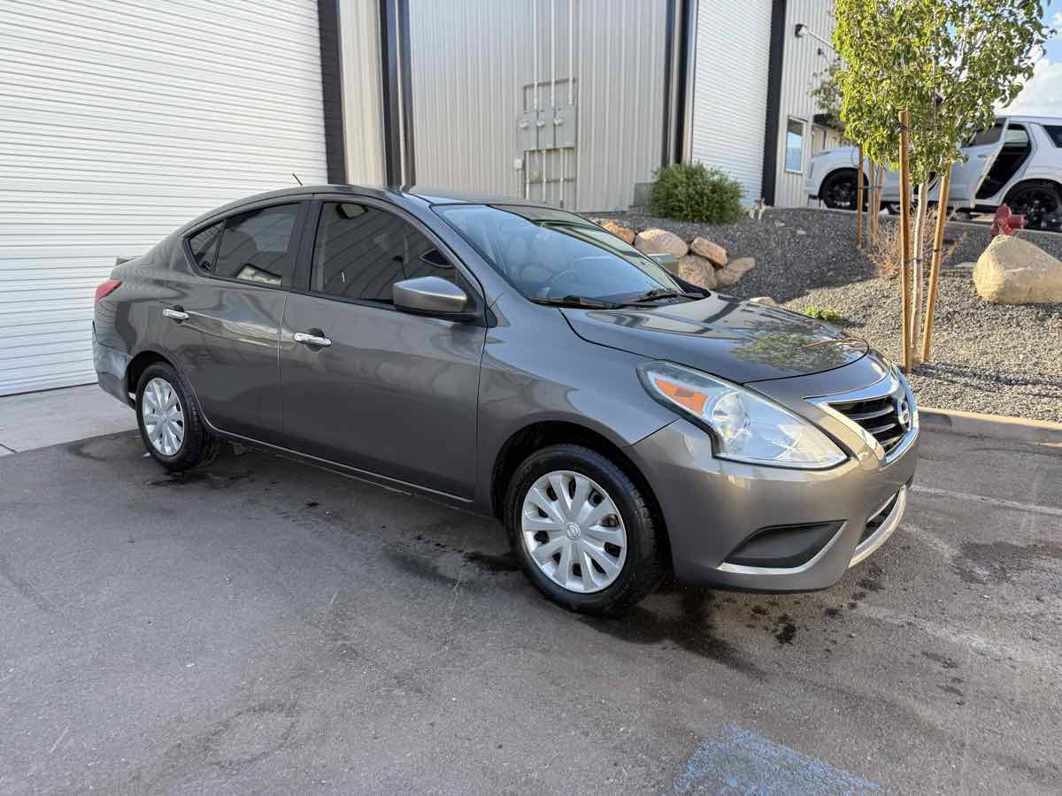 Used 2016 Nissan Versa SV FWD image 12