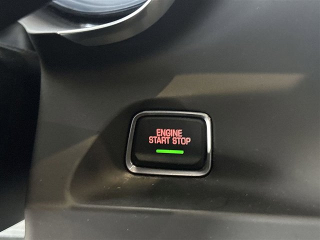 Used 2022 Chevrolet Camaro SS RWD image 16