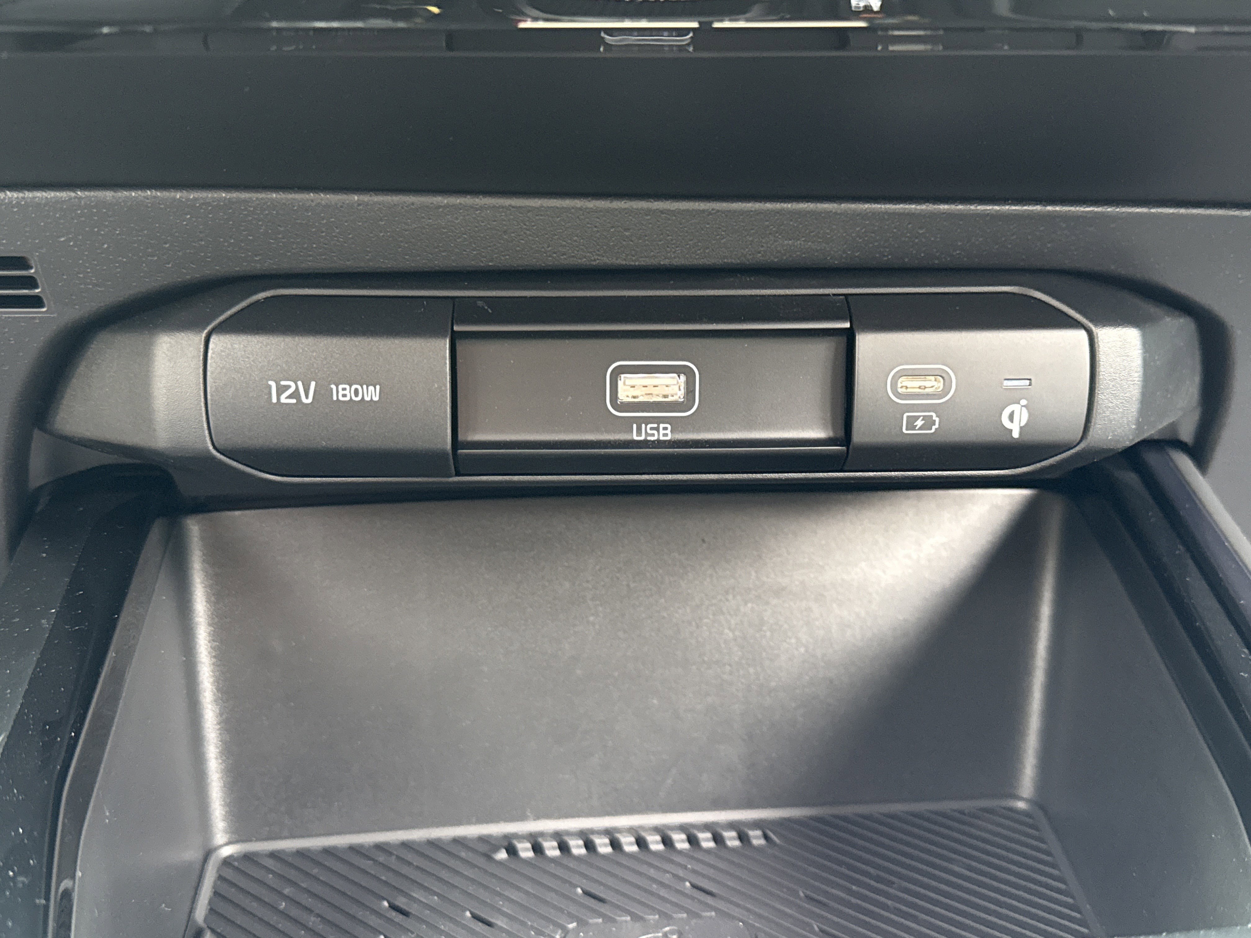 New 2025 Kia Niro Wind w/ Wind Preserve Package image 8