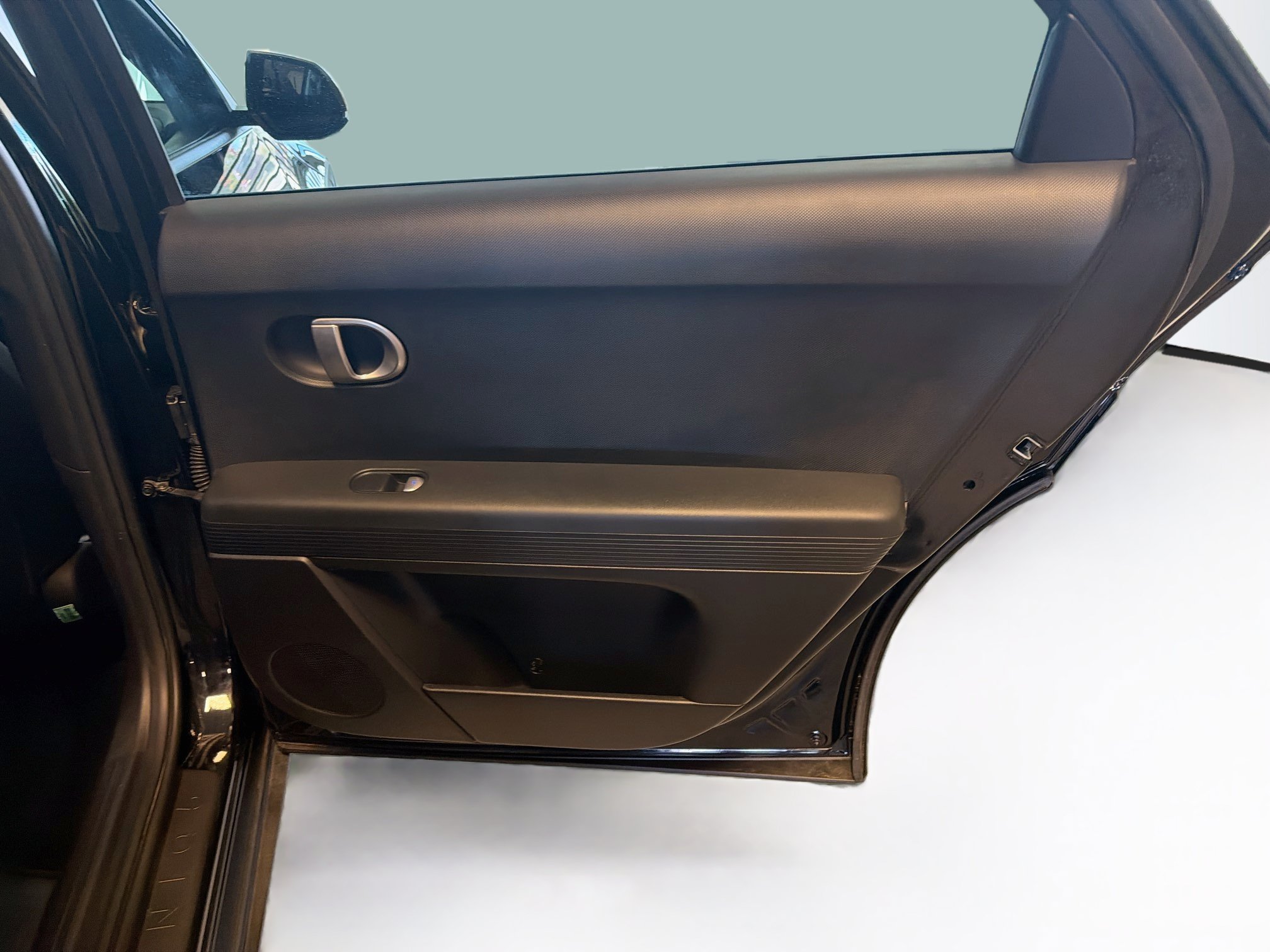 Used 2024 Hyundai Ioniq 5 SEL AWD/4WD image 30