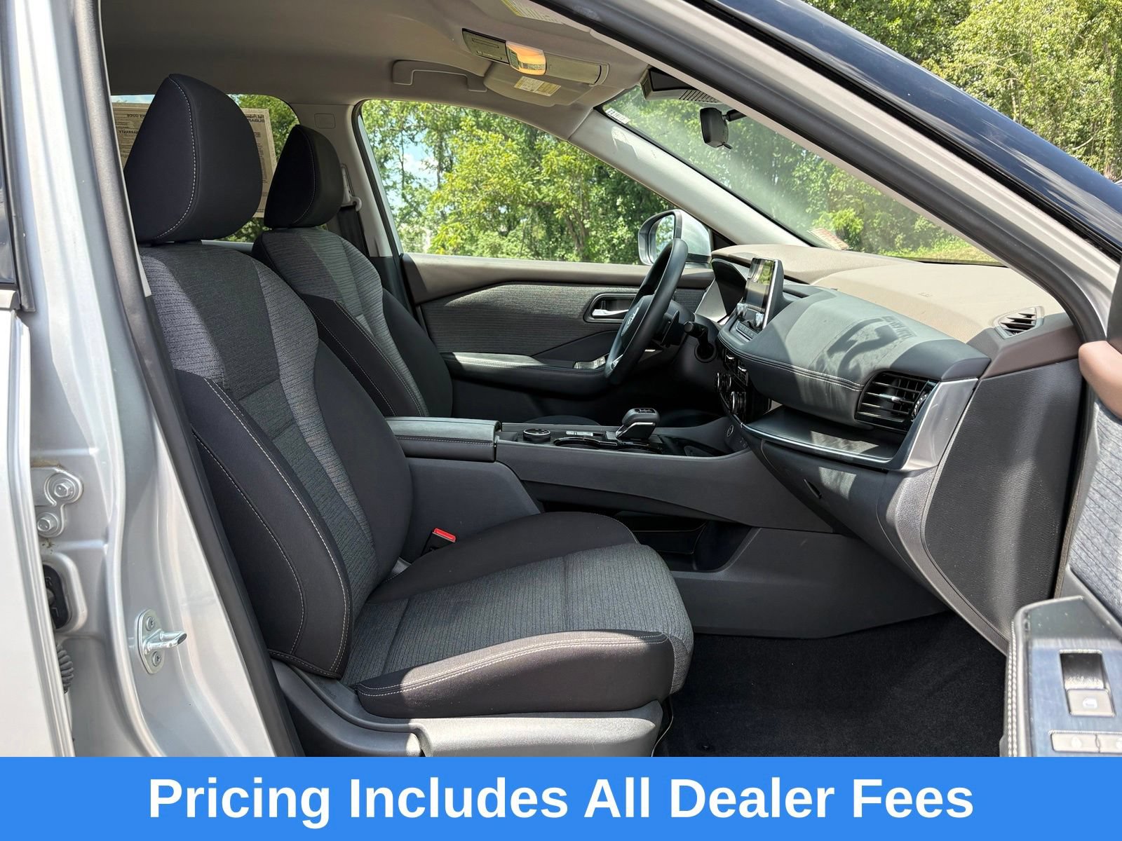 Used 2021 Nissan Rogue SV AWD/4WD image 28
