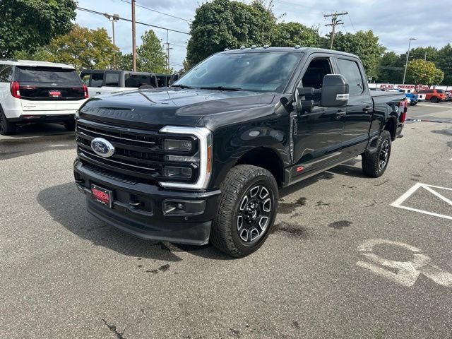 Used 2025 Ford F350 Platinum w/ FX4 Off-Road Package AWD/4WD image 3
