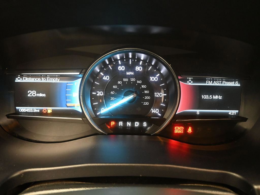 Certified 2018 Ford Explorer Limited w/ Ford Safe & Smart Package image 14