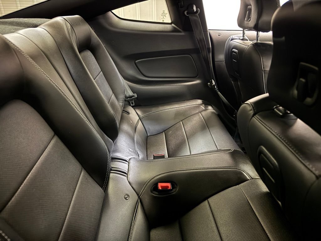 Used 2018 Ford Mustang GT Premium RWD image 23