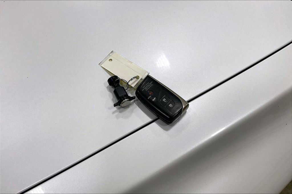 Used 2015 Lexus LS 460 AWD w/ Comfort Package image 11