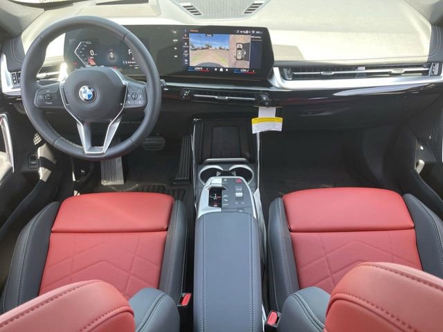 Used 2025 BMW X1 xDrive28i w/ Technology Package image 15
