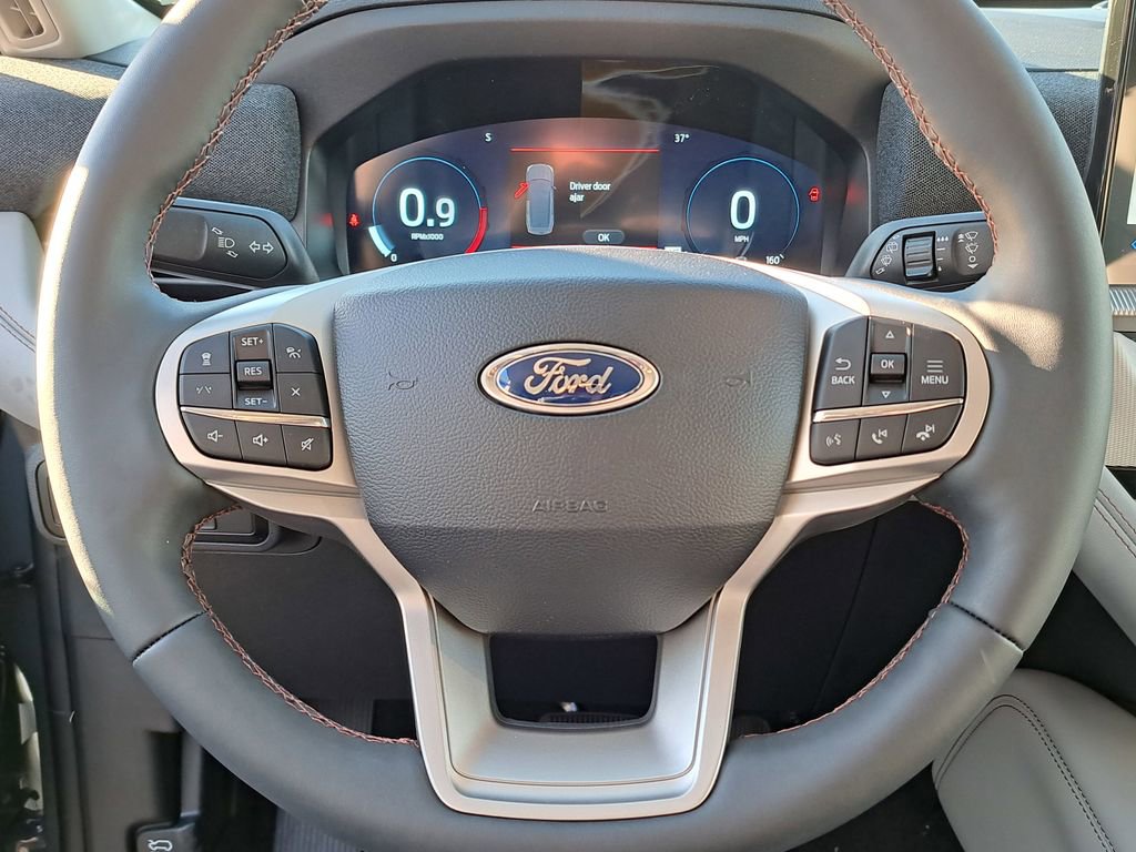 New 2026 Ford Explorer Active w/ Active Comfort Package AWD/4WD image 9