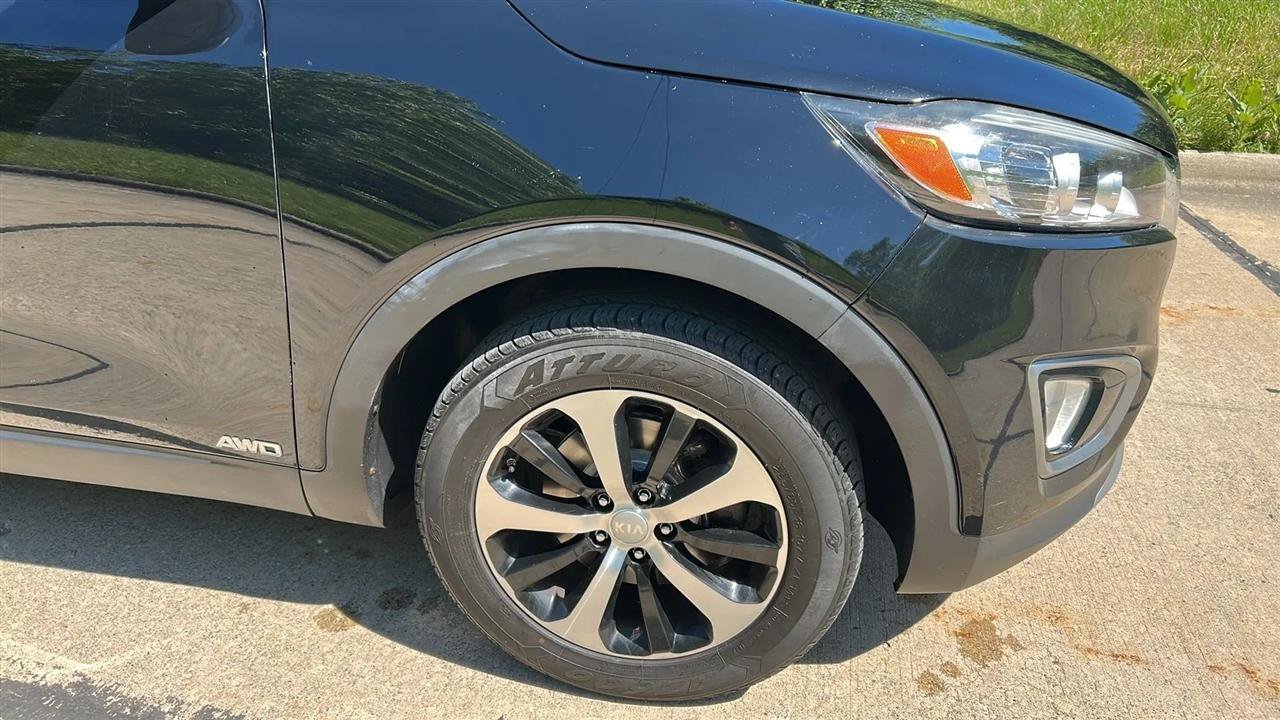Used 2016 Kia Sorento EX AWD/4WD image 3