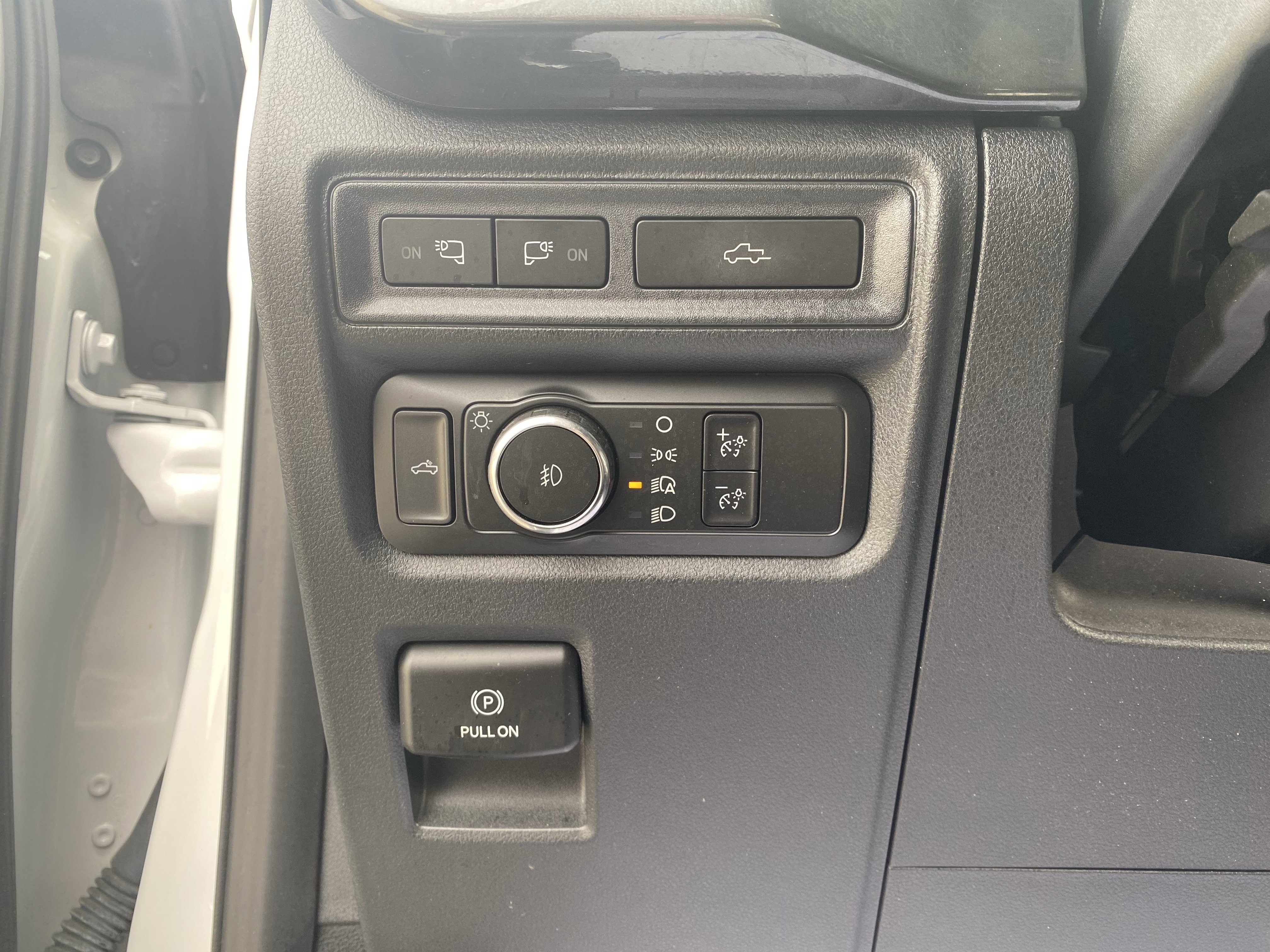 Used 2022 Ford F150 XLT w/ Equipment Group 302A High image 6