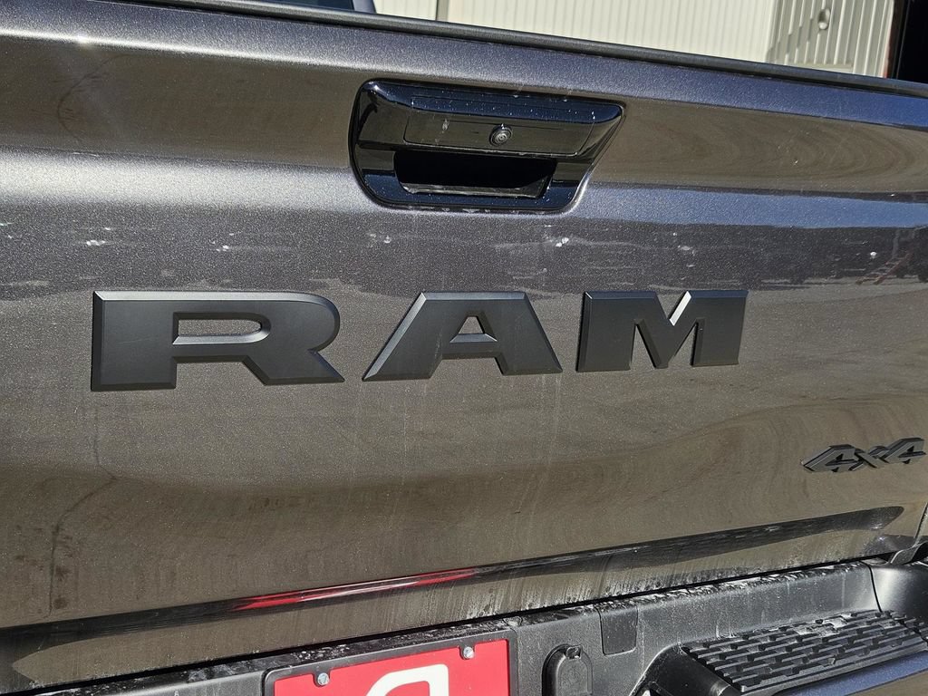 Used 2026 RAM 1500 4x4 Crew Cab image 38