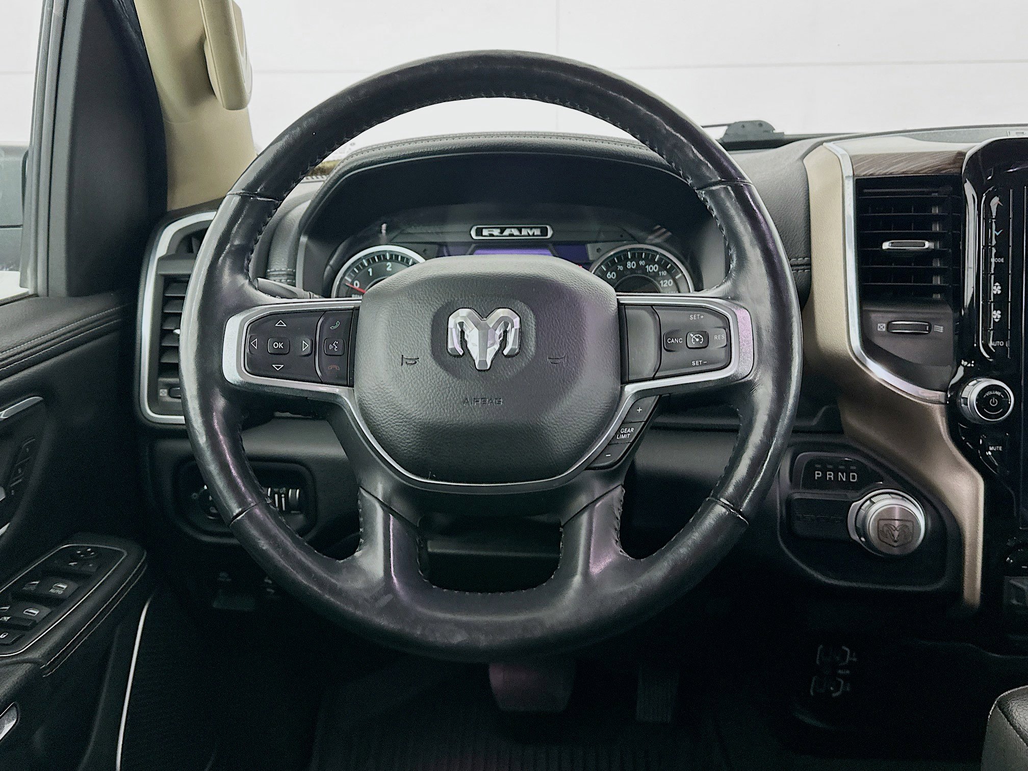 Used 2020 RAM 1500 Laramie image 18