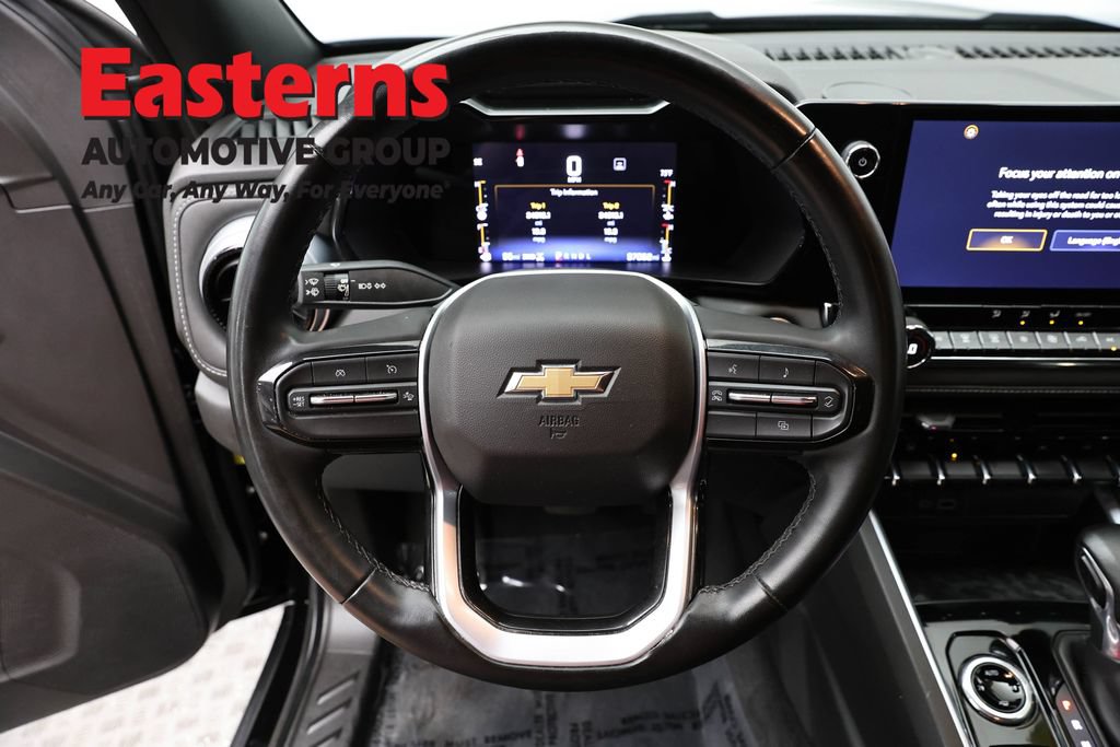 Used 2023 Chevrolet Colorado LT w/ LT Convenience Package AWD/4WD image 10
