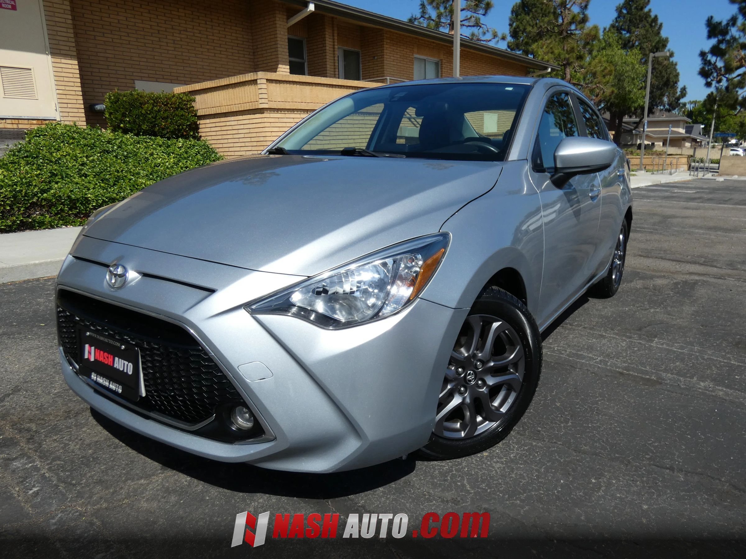 Used 2019 Toyota Yaris LE FWD image 15