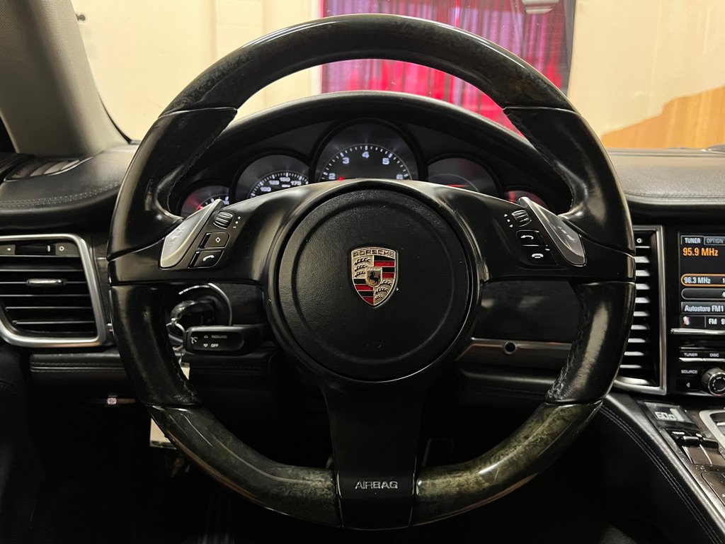 Used 2011 Porsche Panamera 4 AWD/4WD image 26