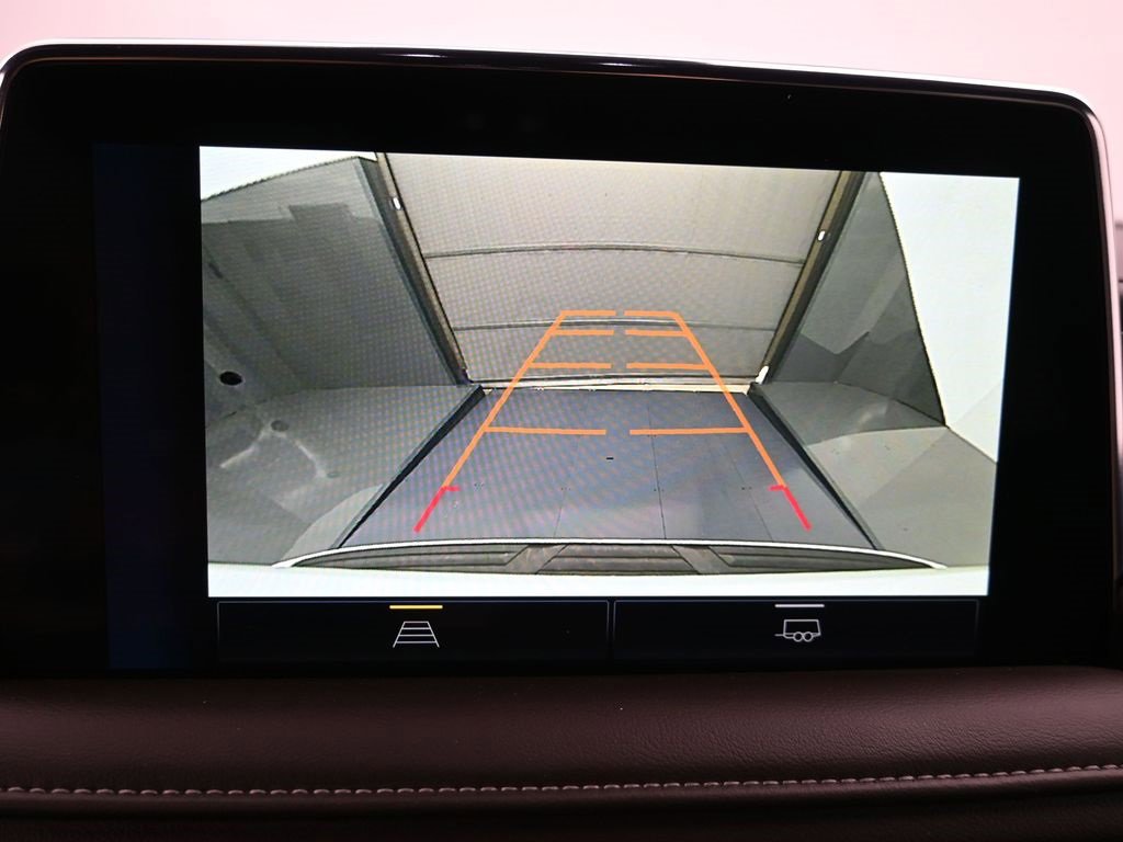 Used 2024 Chevrolet Suburban LT image 17