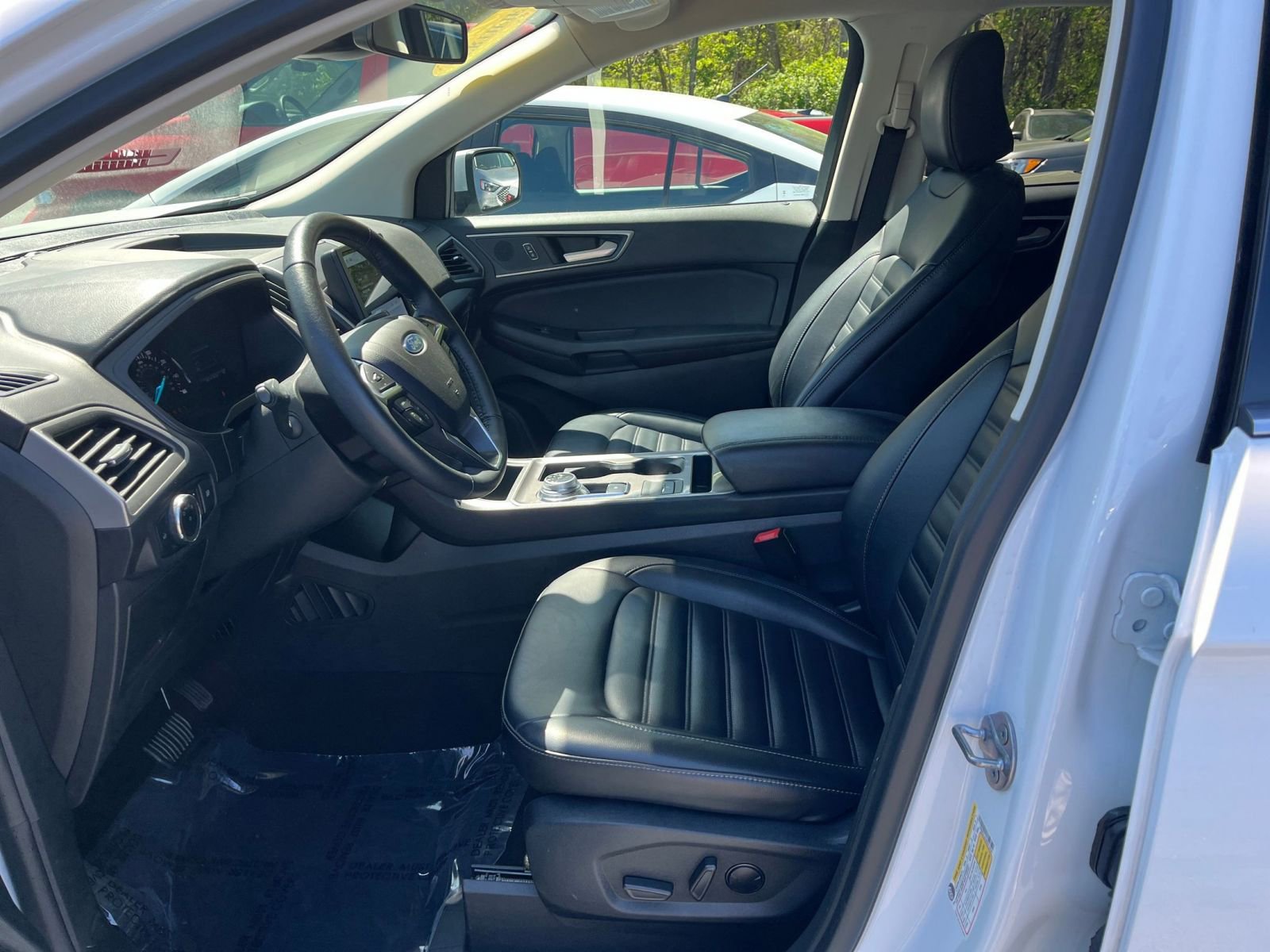 Used 2024 Ford Edge SEL image 21