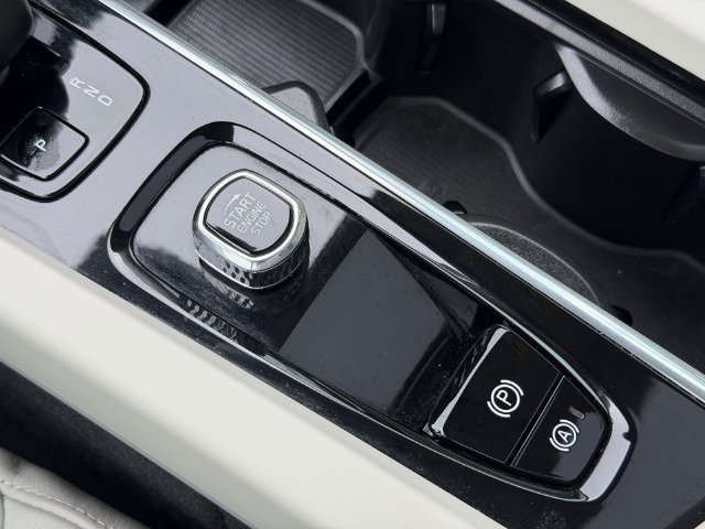 Used 2024 Volvo S60 B5 Core w/ Climate Package FWD image 27