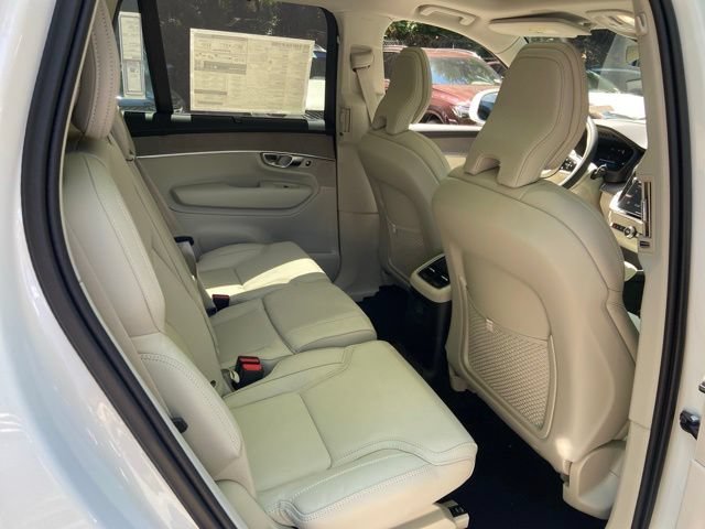 New 2026 Volvo XC90 T8 Ultra w/ Protection Package Premier AWD/4WD image 18