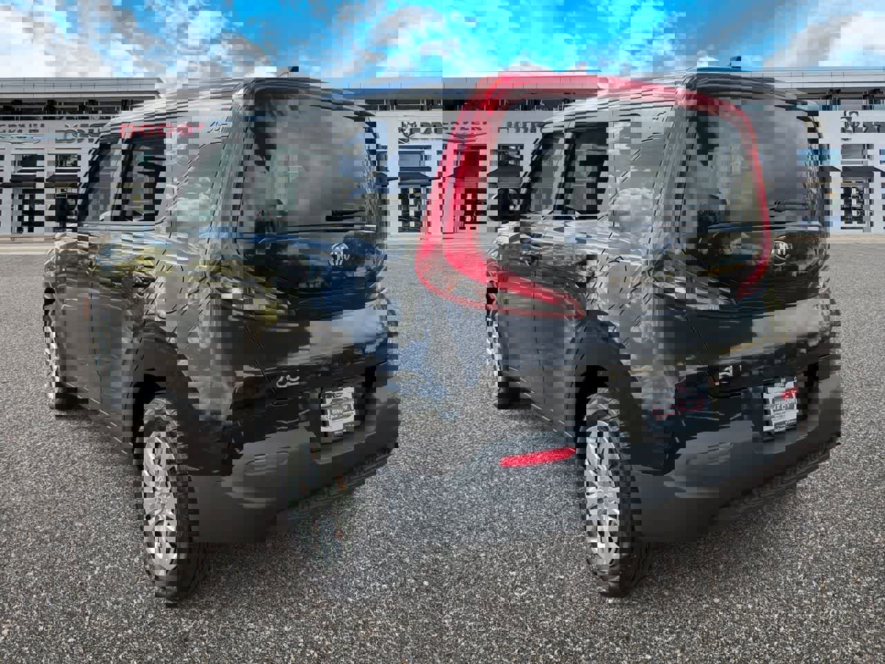 Used 2020 Kia Soul LX image 6