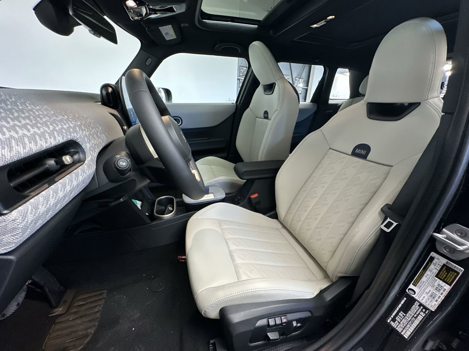 New 2026 MINI Cooper 4-Door Hardtop FWD image 12