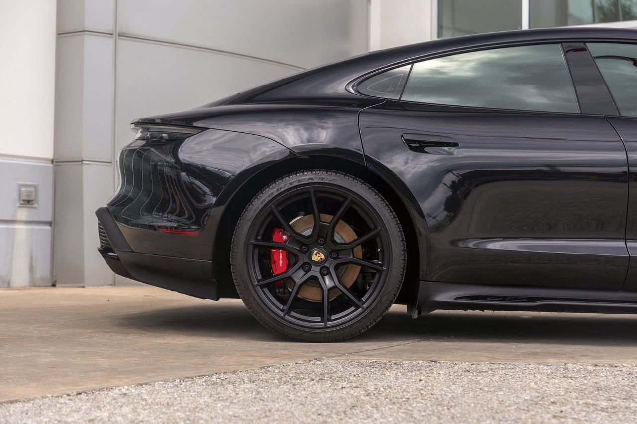 Used 2022 Porsche Taycan GTS AWD/4WD image 6