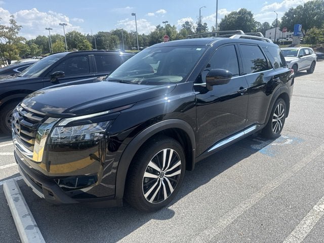 Used 2024 Nissan Pathfinder Platinum