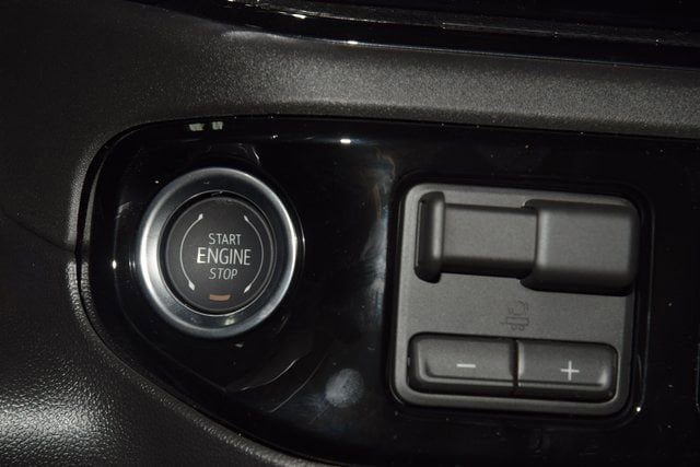 New 2026 Chevrolet Silverado 1500 ZR2 AWD/4WD image 38