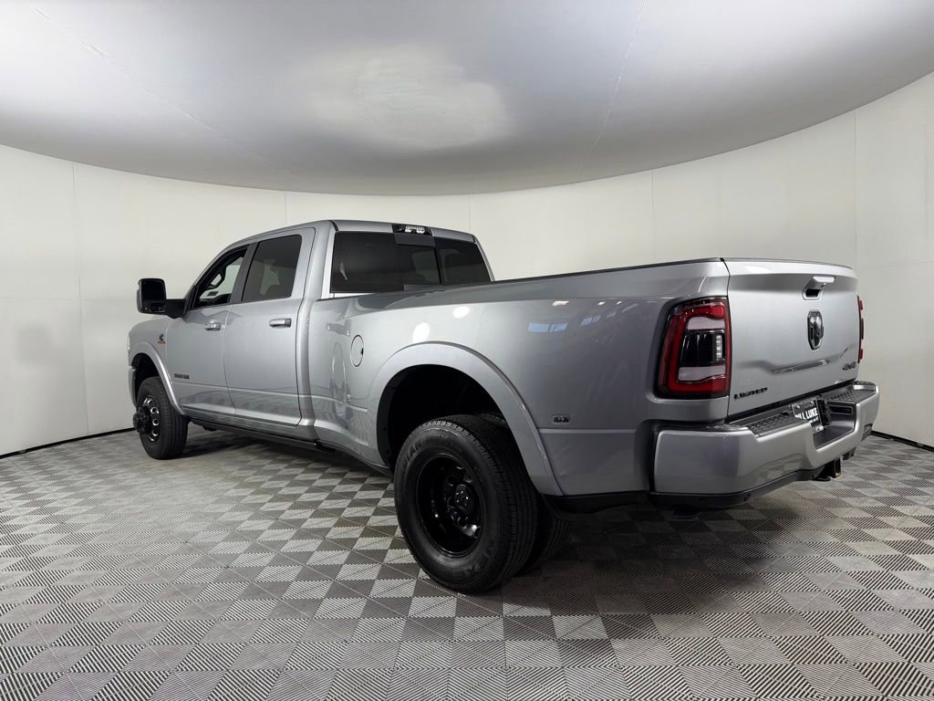 Used 2024 RAM 3500 Limited w/ Night Edition AWD/4WD image 10