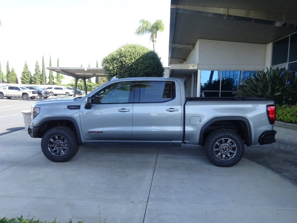 New 2026 GMC Sierra 1500 AT4X w/ LPO, Black Badging Package AWD/4WD image 4
