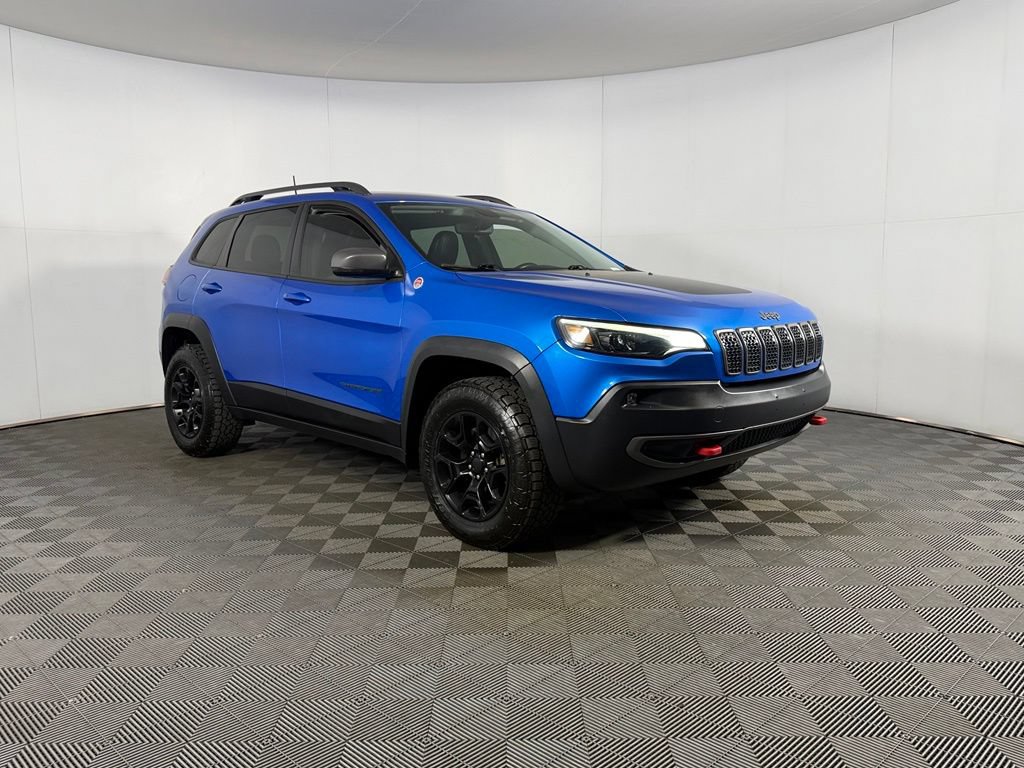 Used 2019 Jeep Cherokee Trailhawk w/ Cold Weather Group AWD/4WD image 5