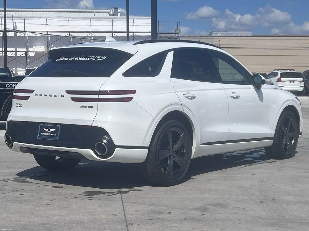 Used 2025 Genesis GV70 3.5T Sport w/ Sport Advanced Package image 3