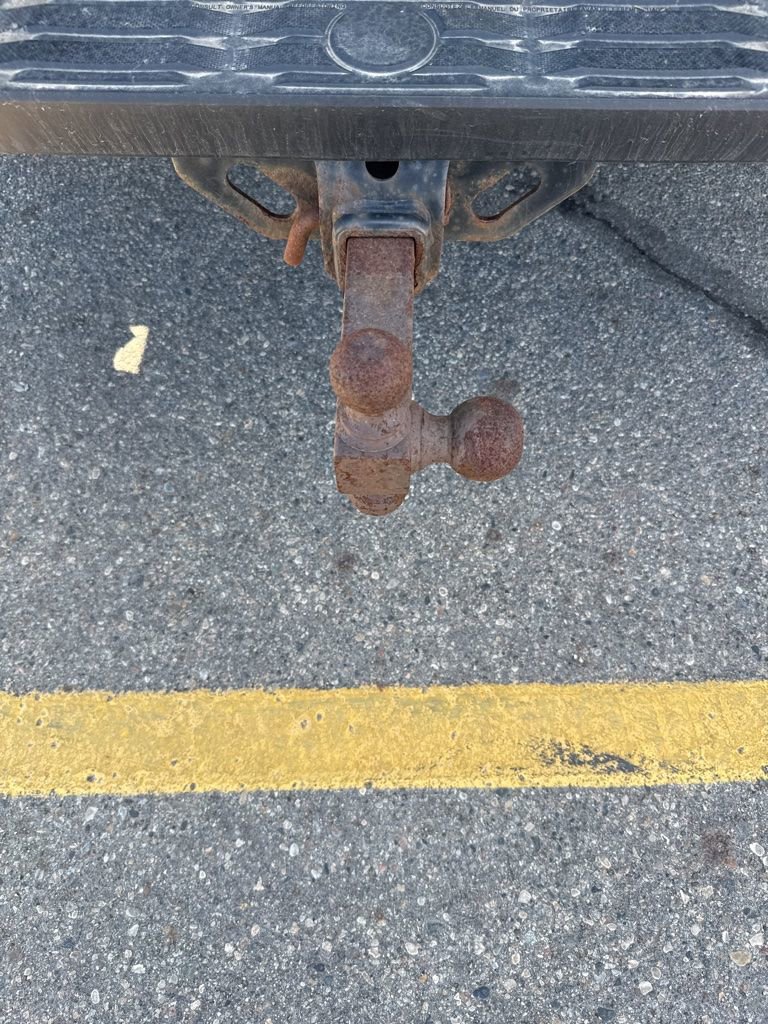 Used 2020 Toyota Tundra SR5 w/ SR5 Upgrade Package AWD/4WD image 8