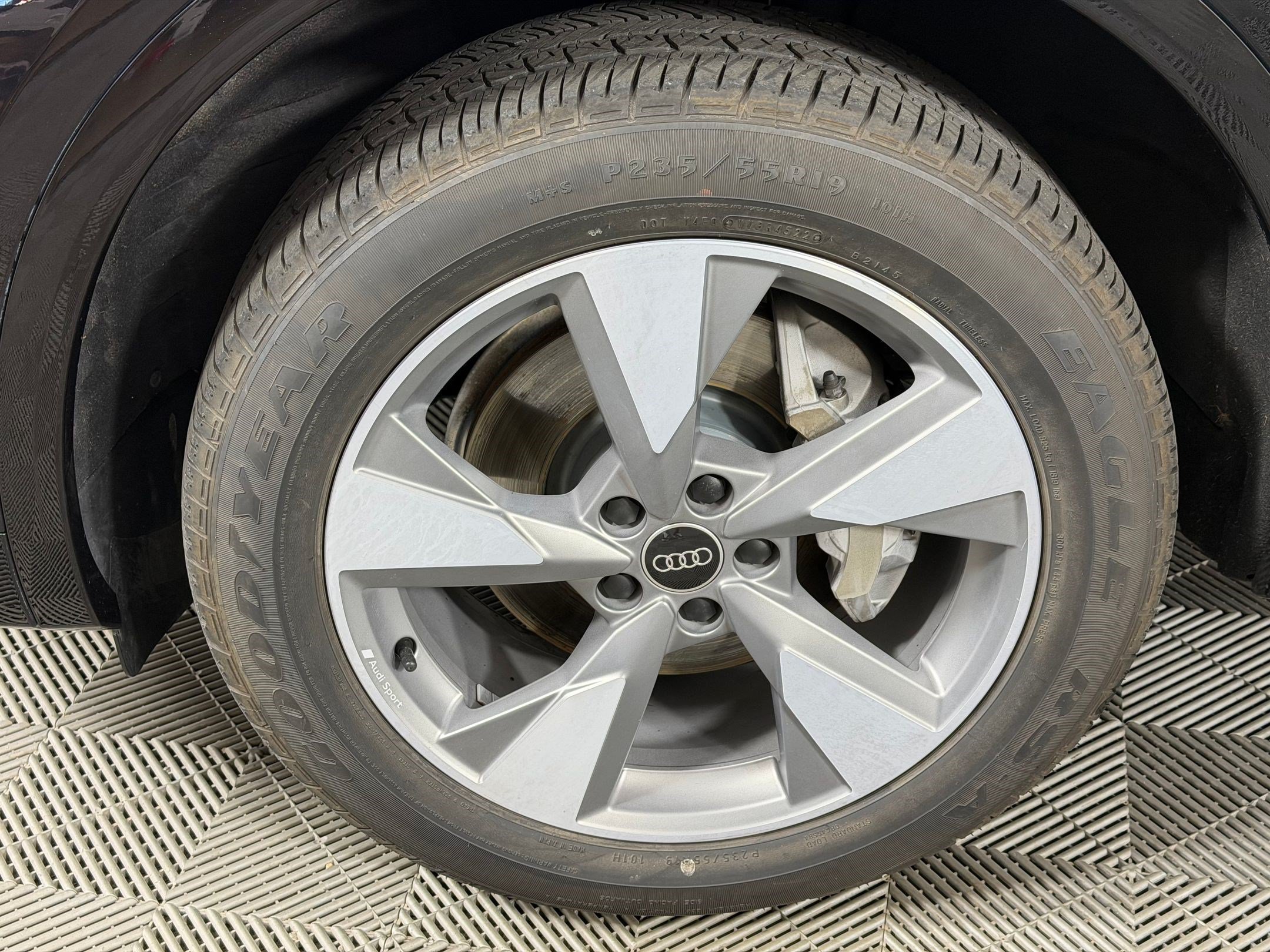 Certified 2022 Audi Q5 2.0T Premium Plus AWD/4WD image 13