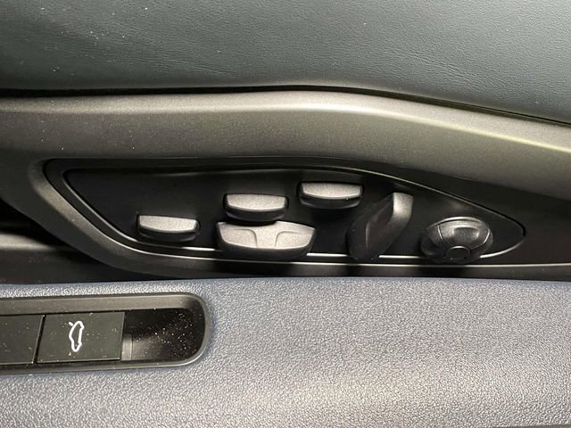 Certified 2025 Porsche 911 Carrera 4 GTS AWD/4WD image 17