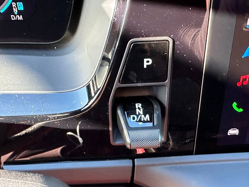 Used 2026 Porsche Panamera image 33