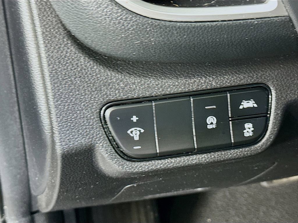 Used 2023 Kia Seltos SX w/ SX Sunroof Package AWD/4WD image 10