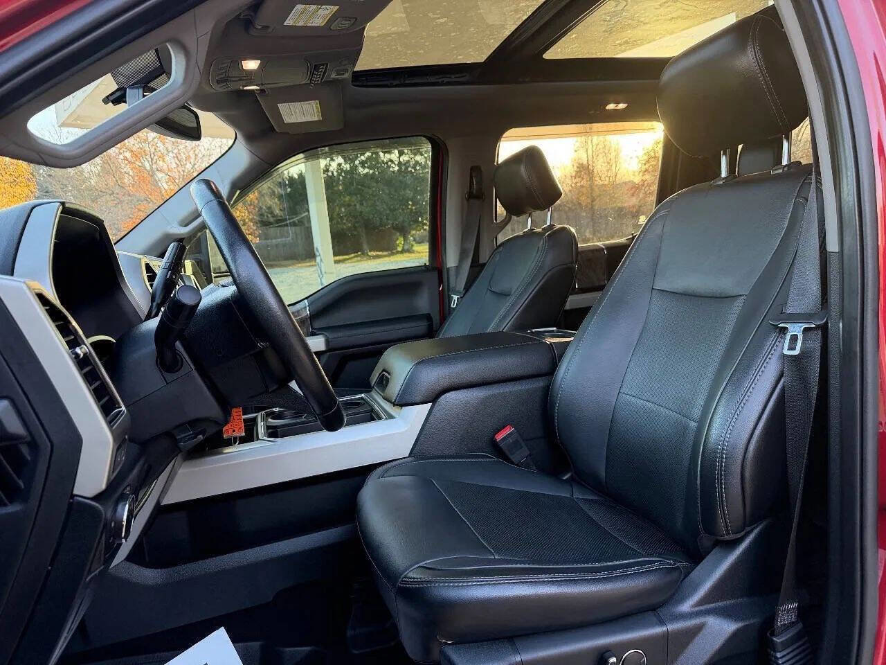 Used 2019 Ford F250 Lariat image 14