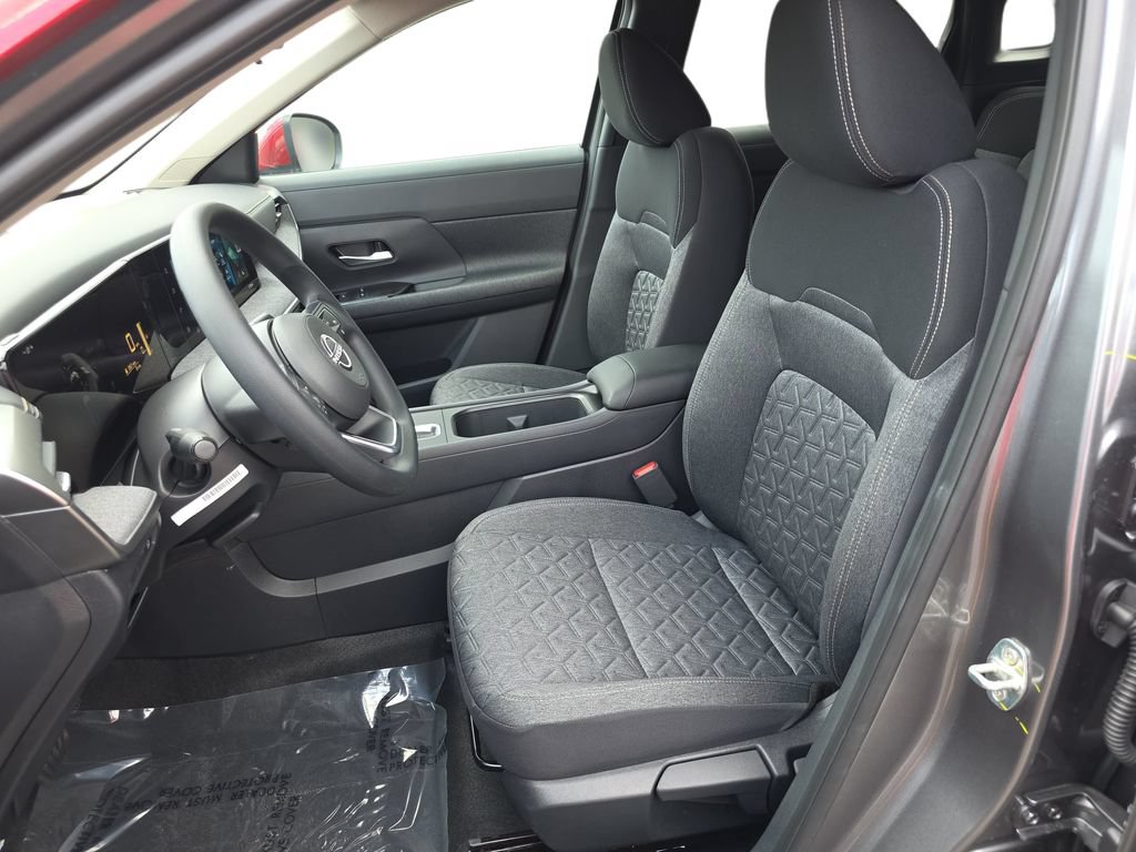 New 2026 Nissan Kicks SV w/ SV Premium Package FWD image 15