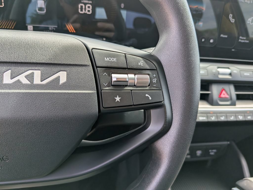 Certified 2025 Kia K4 FWD image 29