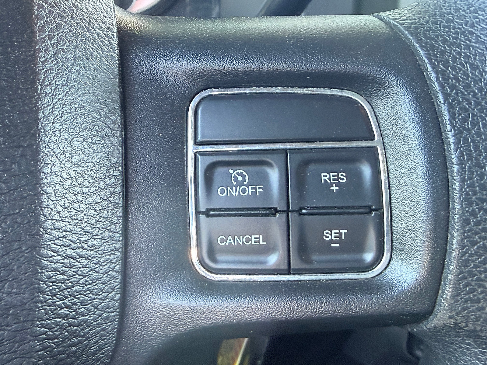 Used 2018 RAM 2500 Tradesman w/ Chrome Appearance Group AWD/4WD image 18
