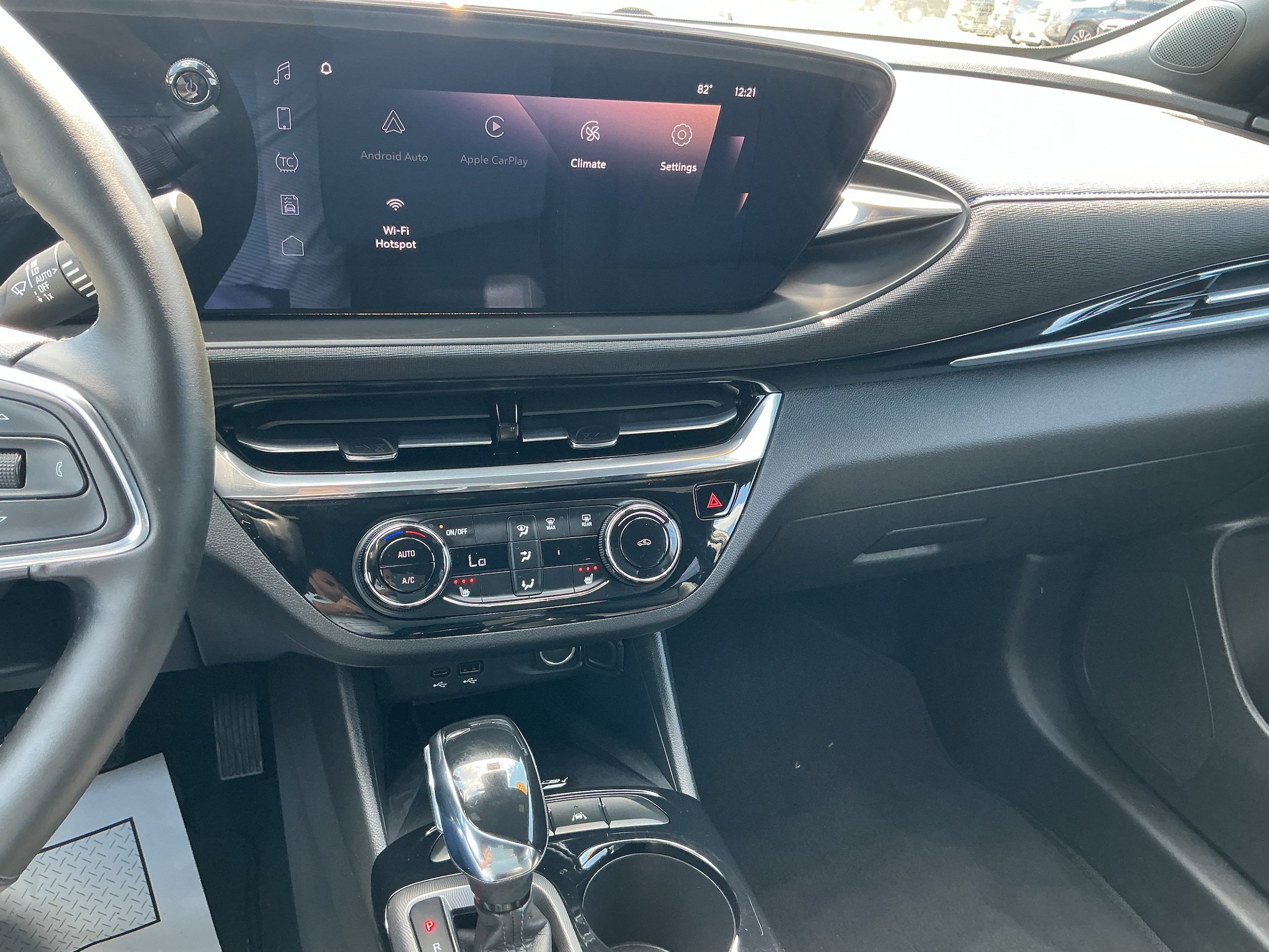 Certified 2024 Buick Envista Sport Touring w/ Convenience I Package FWD image 9