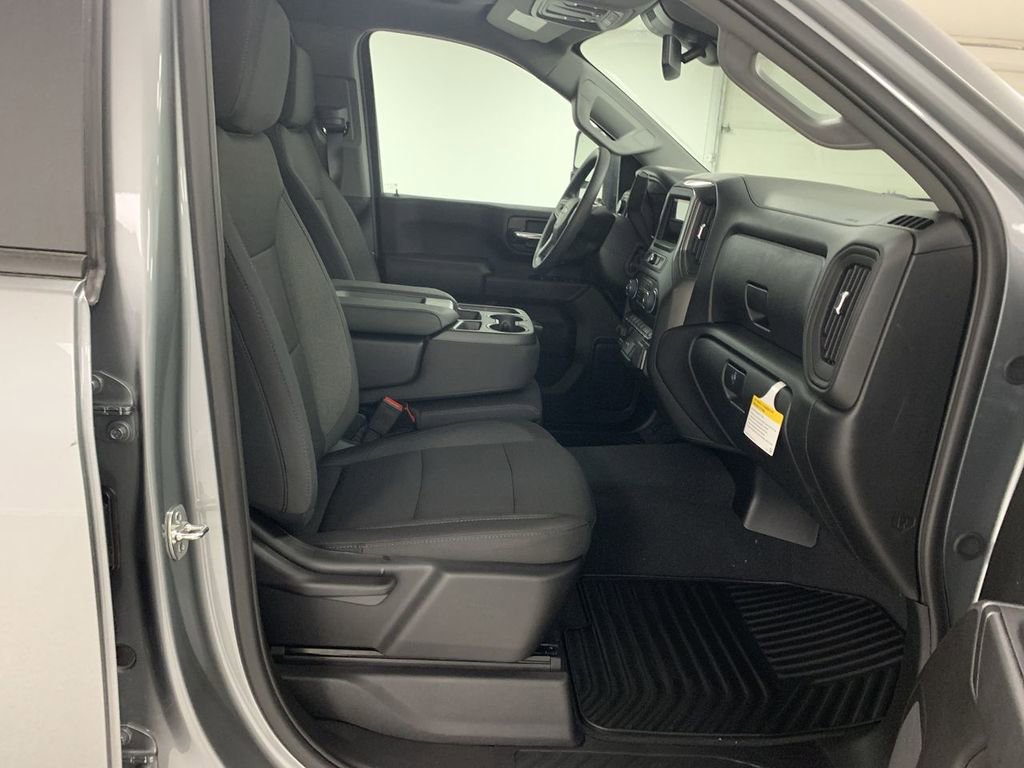 New 2026 Chevrolet Silverado 2500 Custom w/ Custom Value Package AWD/4WD image 20