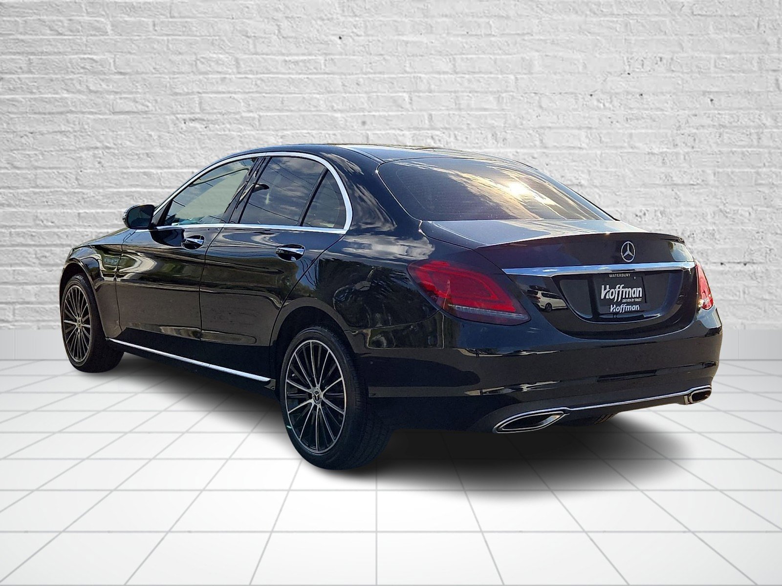 Used 2021 Mercedes-Benz C 300 4MATIC Sedan image 4