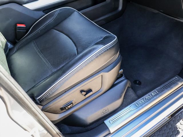 Used 2020 RAM 3500 Laramie image 19