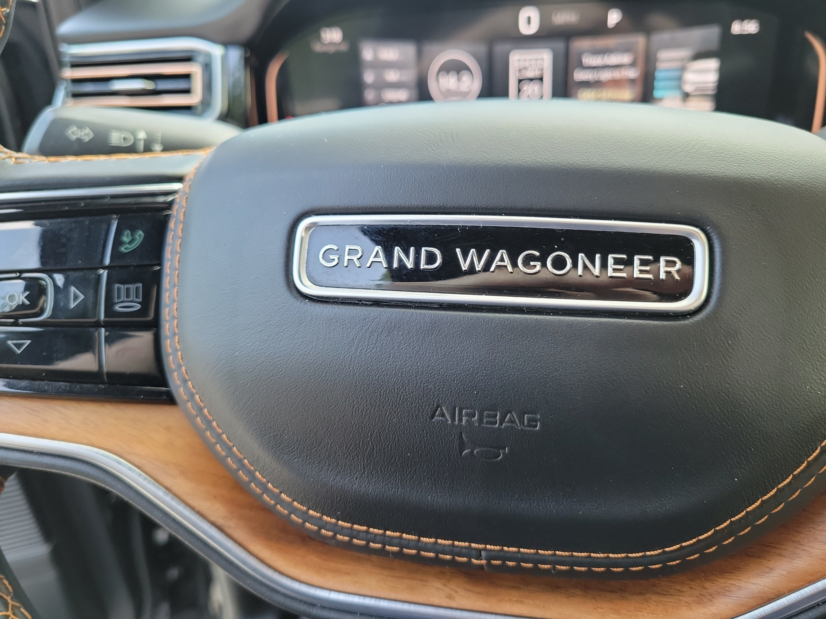 Certified 2024 Jeep Grand Wagoneer Series III AWD/4WD image 23